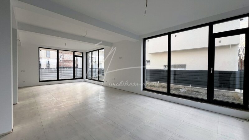 Pitesti Vila individuala  3 dormitoare  3 bai  garaj  terasa generoasa