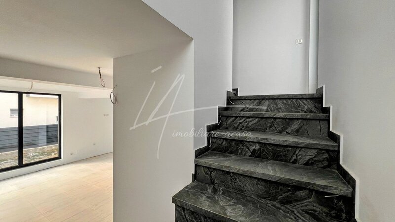 Pitesti Vila individuala  3 dormitoare  3 bai  garaj  terasa generoasa