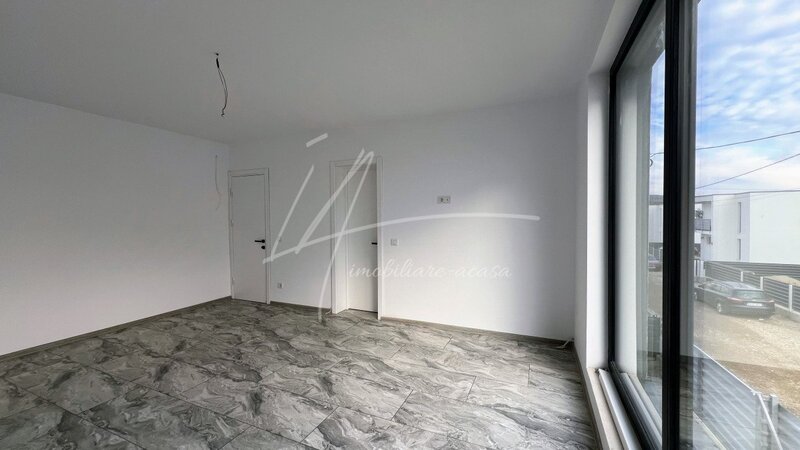 Pitesti Vila individuala  3 dormitoare  3 bai  garaj  terasa generoasa